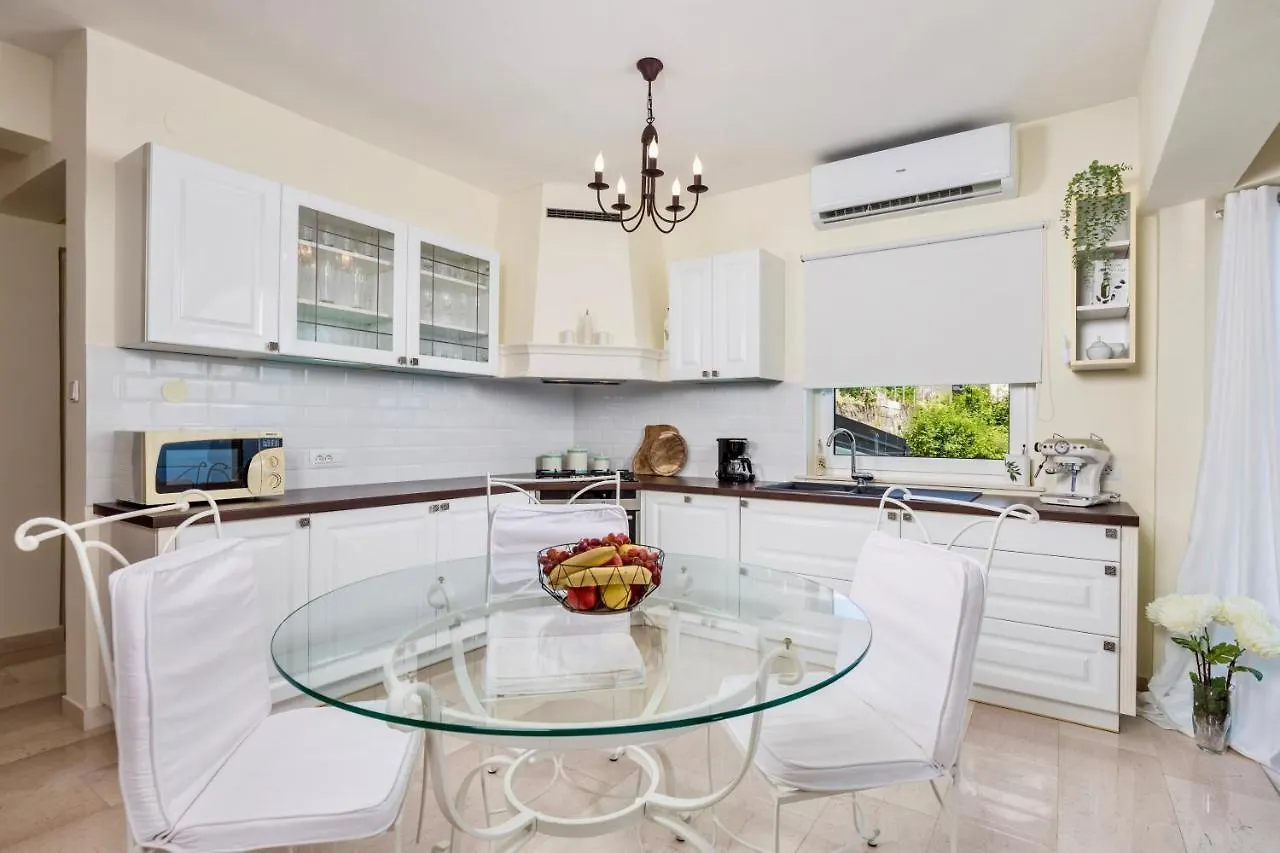 Apartment Mare Lovran