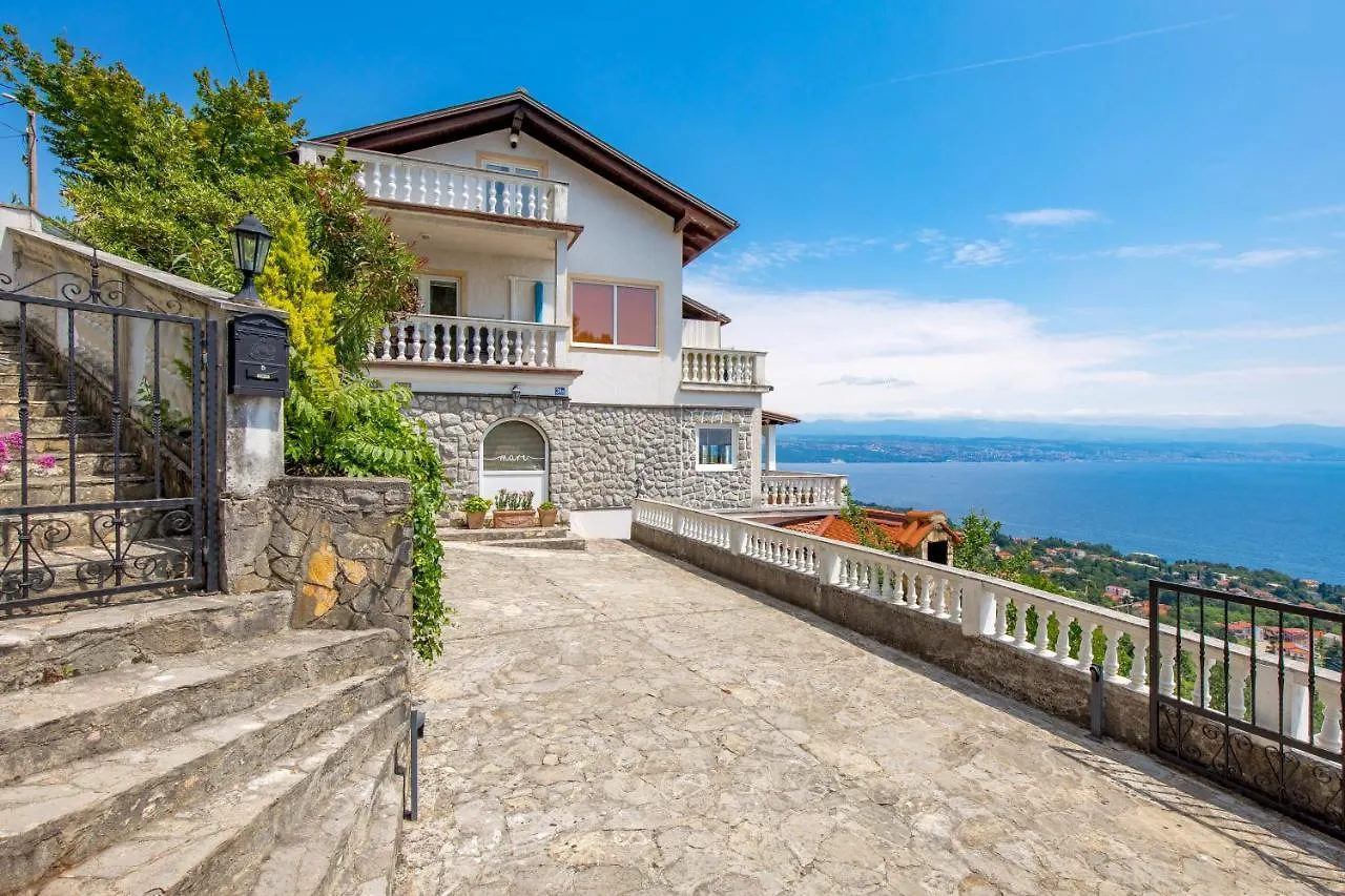 Apartment Mare Lovran 0*,  Croatia